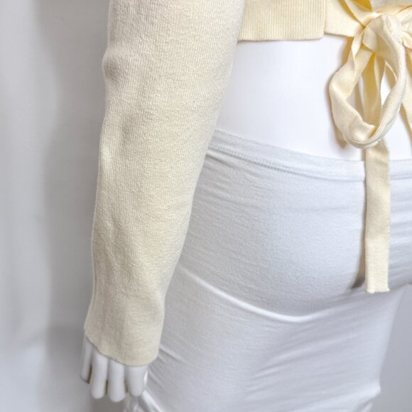 Le Lis Lace-Up Back Square Neck Cropped Knit Sweater Top in Cream Yellow Size M - Picture 14 of 15